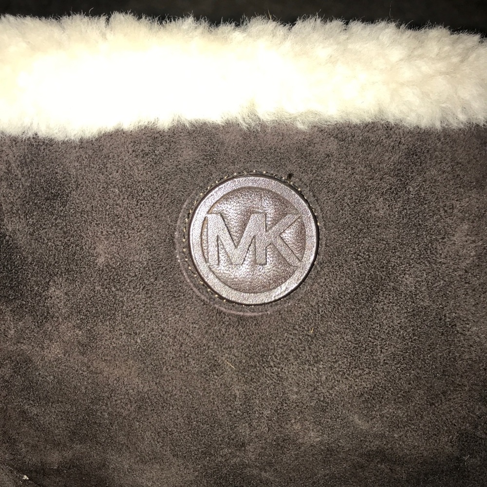 Mid-calf, Michael Kors’ boots. - Picture 5 of 6